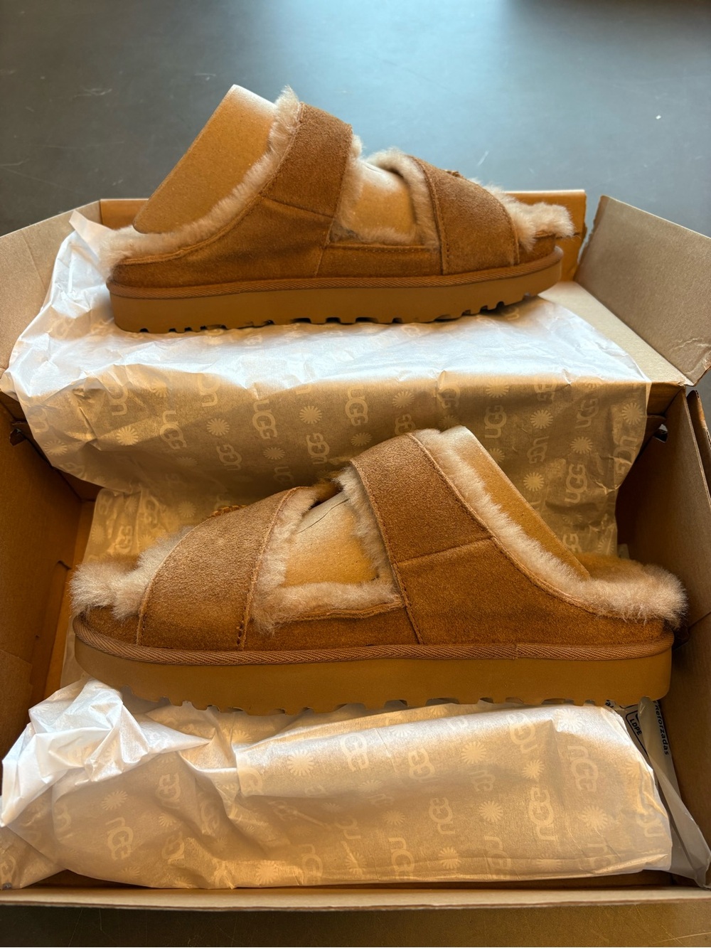 UGG GREENPORT STRAP SLIDE Sandals SIZE 9